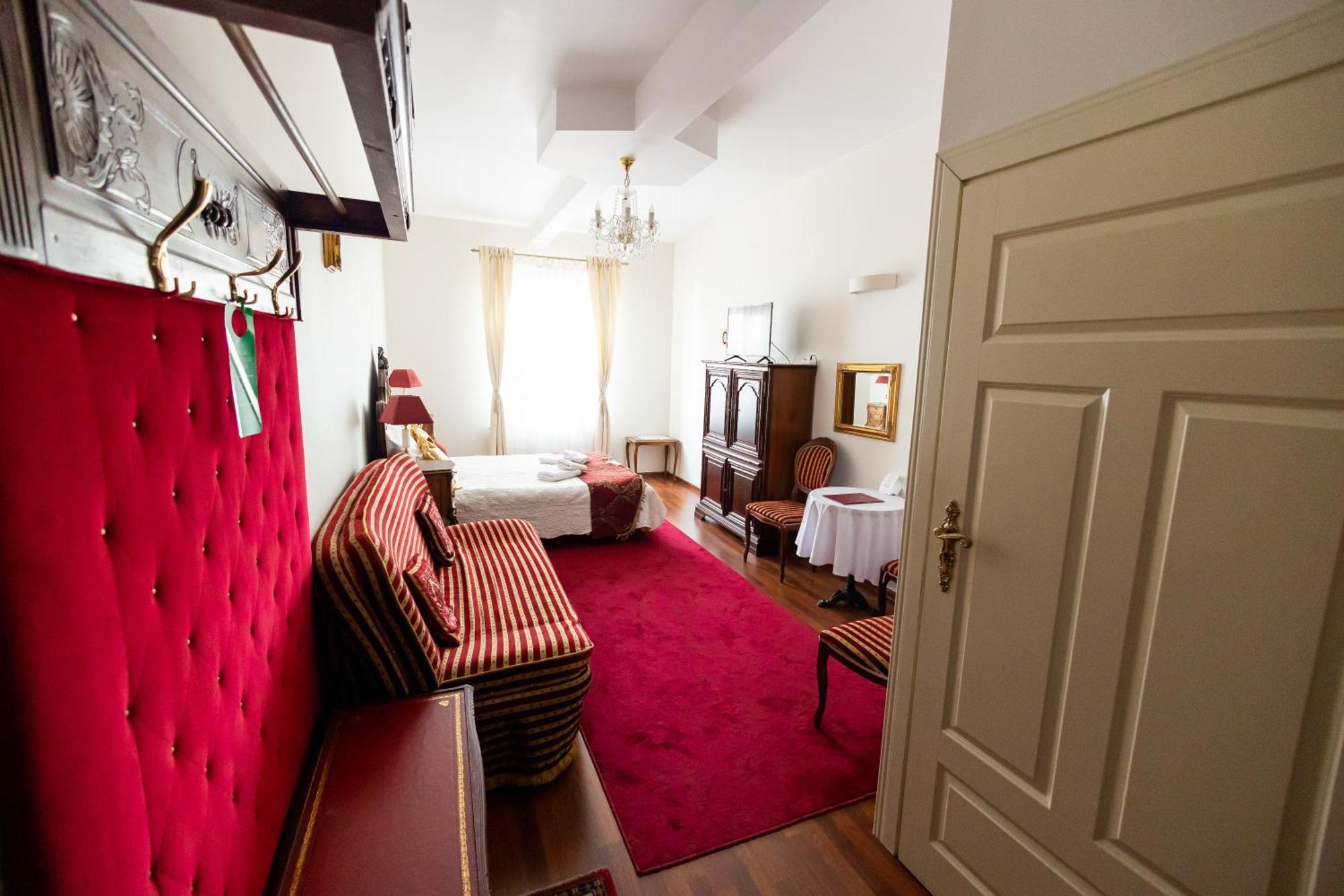 Hotel Napoleon Wroblew  Buitenkant foto